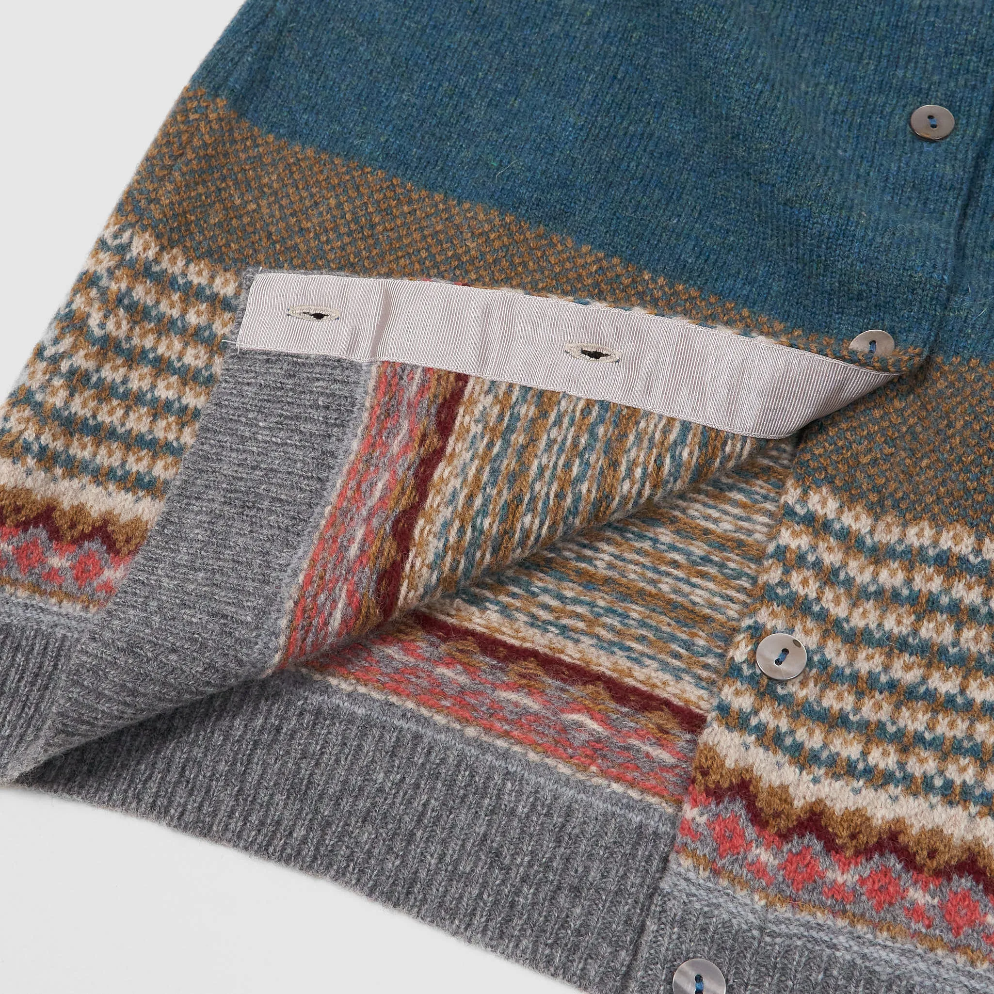 Eribé Ladies Knitted Wool Cardigan