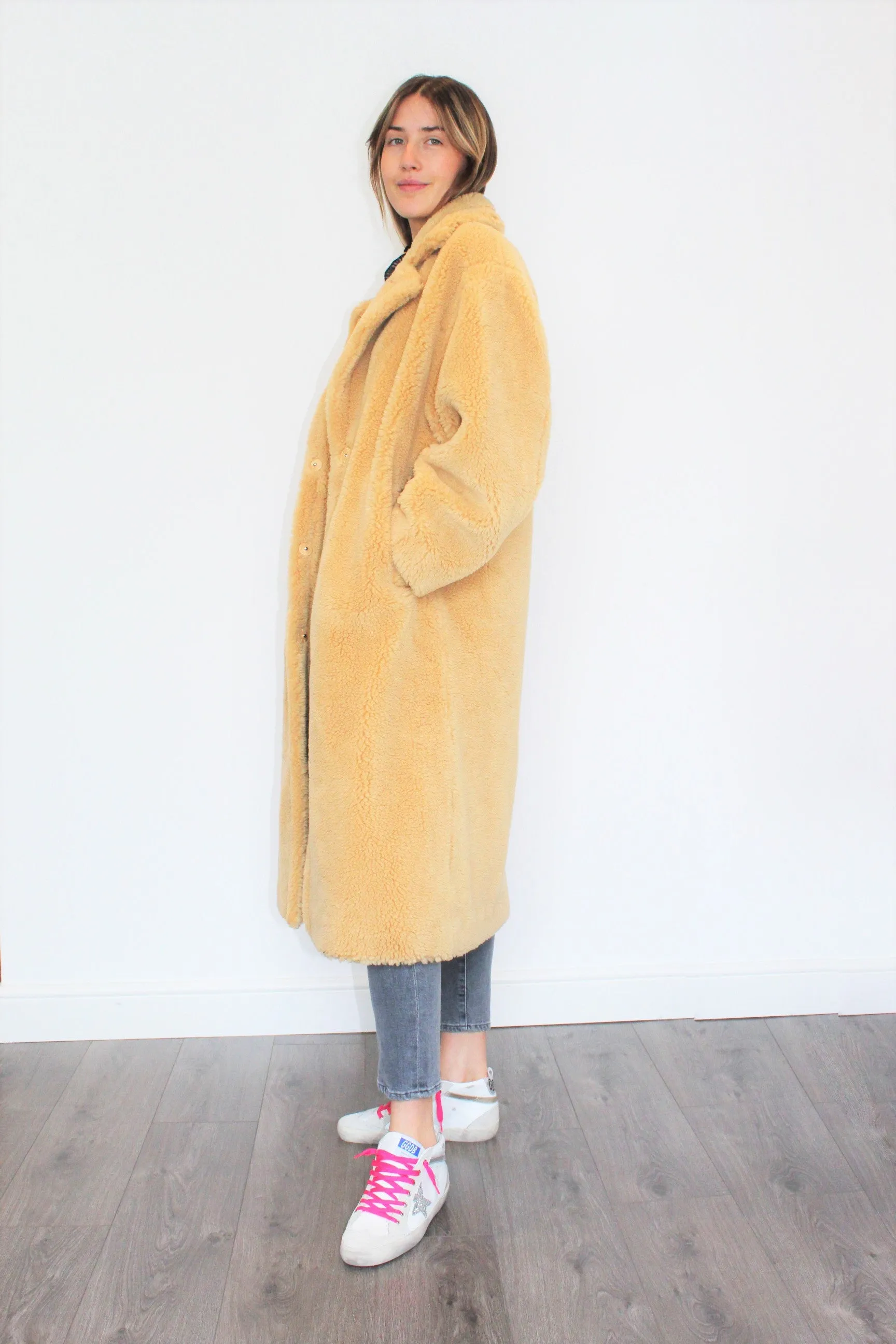 STAND Maria Coat in Honey