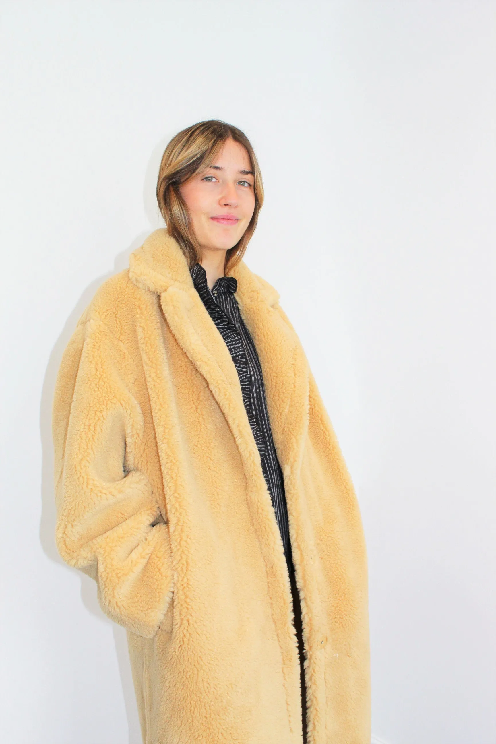 STAND Maria Coat in Honey