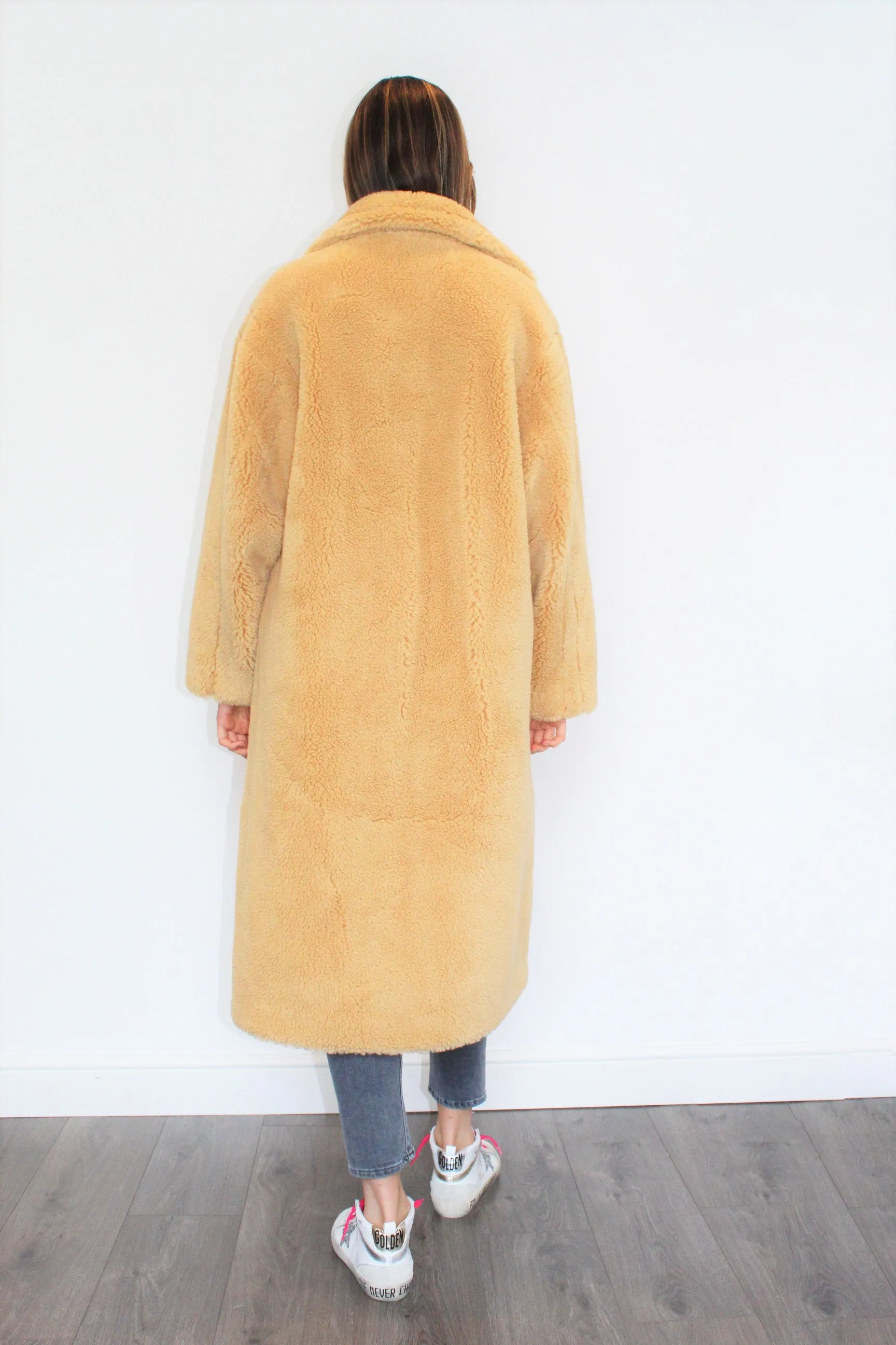 STAND Maria Coat in Honey